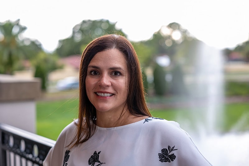 Karen Df Ecard Bio Page Image